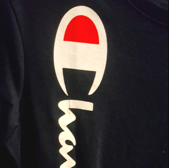 Champion Vertical Logo T-Shirt - Picture 3 of 6
